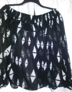 Sz 12 Off-Sholder pilgrim flare blouse